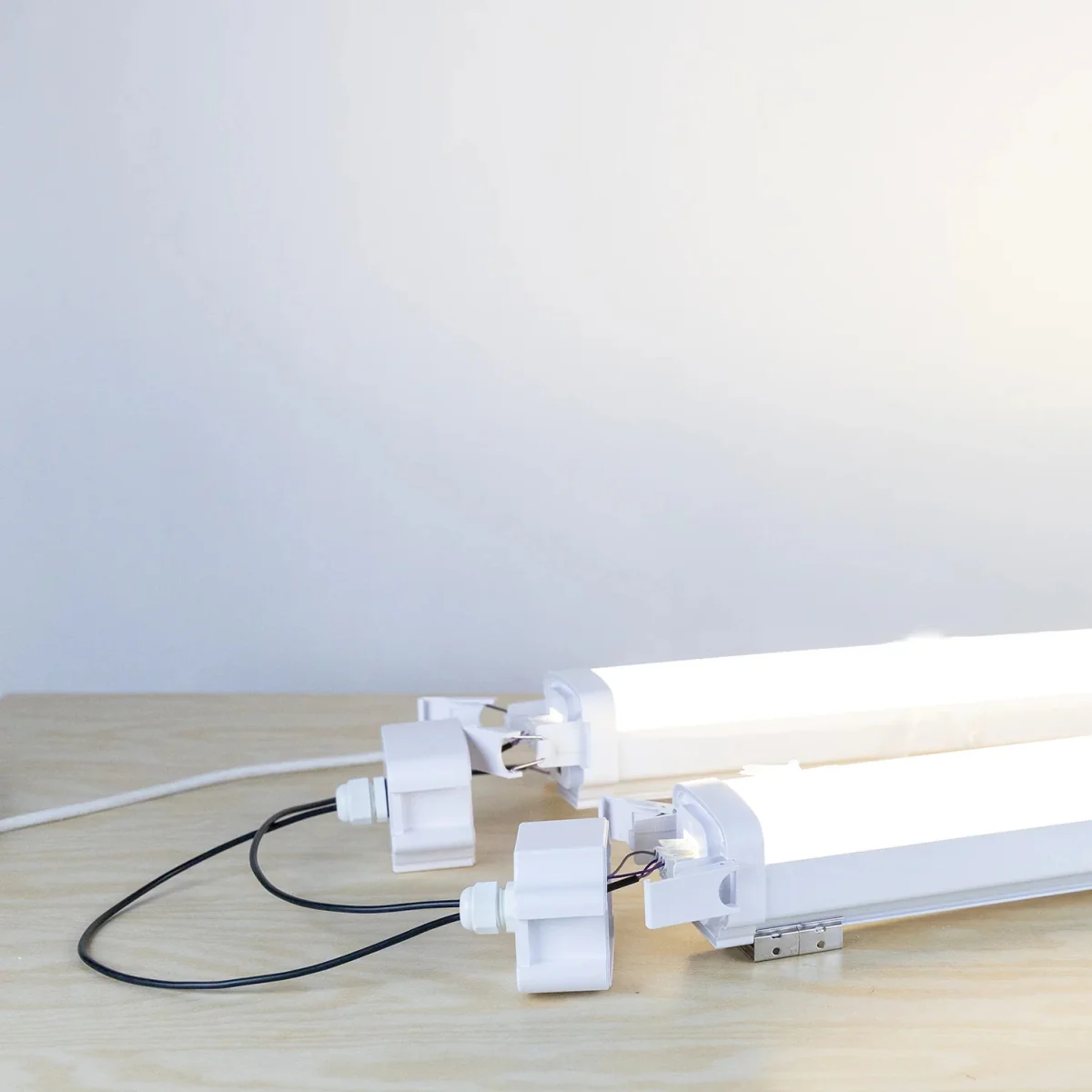 Tri-Proof Linkeable Batten Light (TP05) - Image 4