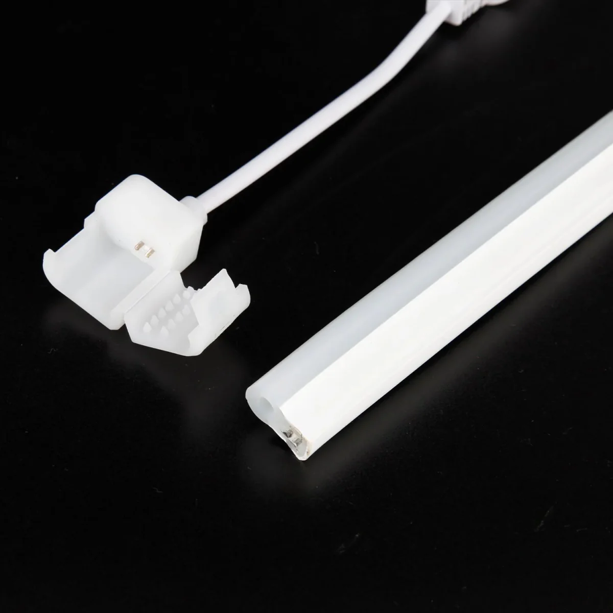 Ultralight LED Neon Flex IP65 10W/M (2835-120L) - Image 6