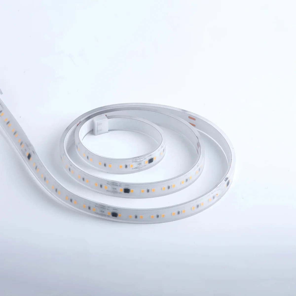 Ultralight LED Strip Light 30M IP65 (DOA-2835-140P) - Image 3