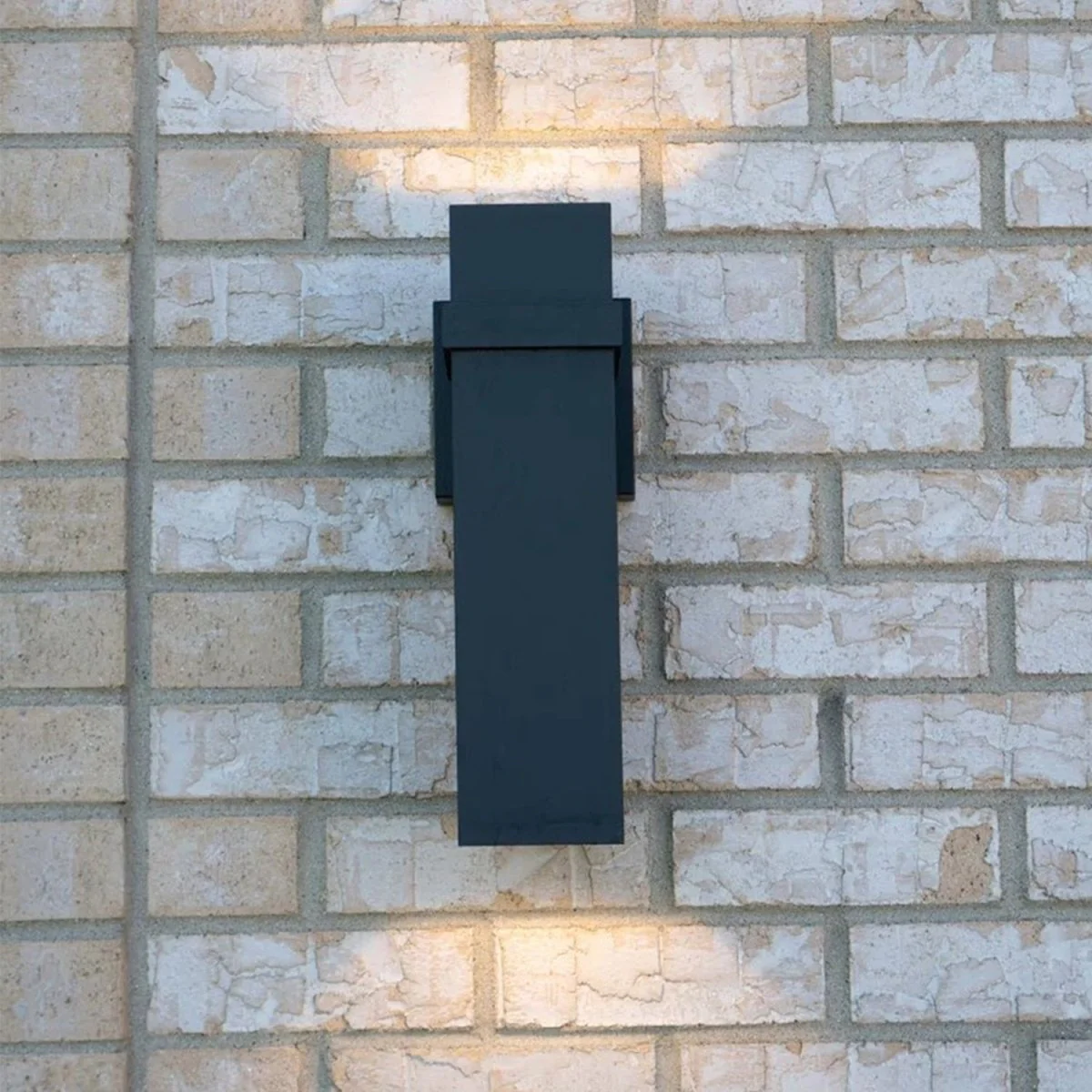 Ultralight Modern Wall Light Frame E27 IP44 (0372) - Image 2